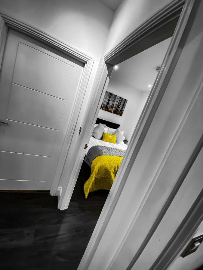 Kings London - Heart Of Town Centre In Immaculate Condition Watford (Hertfordshire)